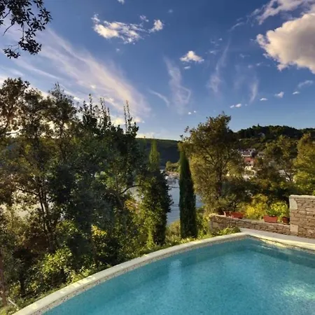 Holiday home Mala Krnica