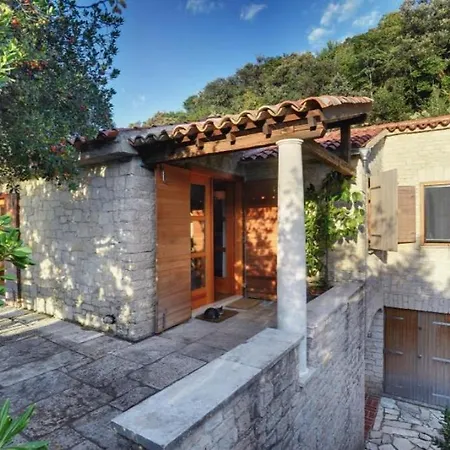 Mala Holiday home Krnica